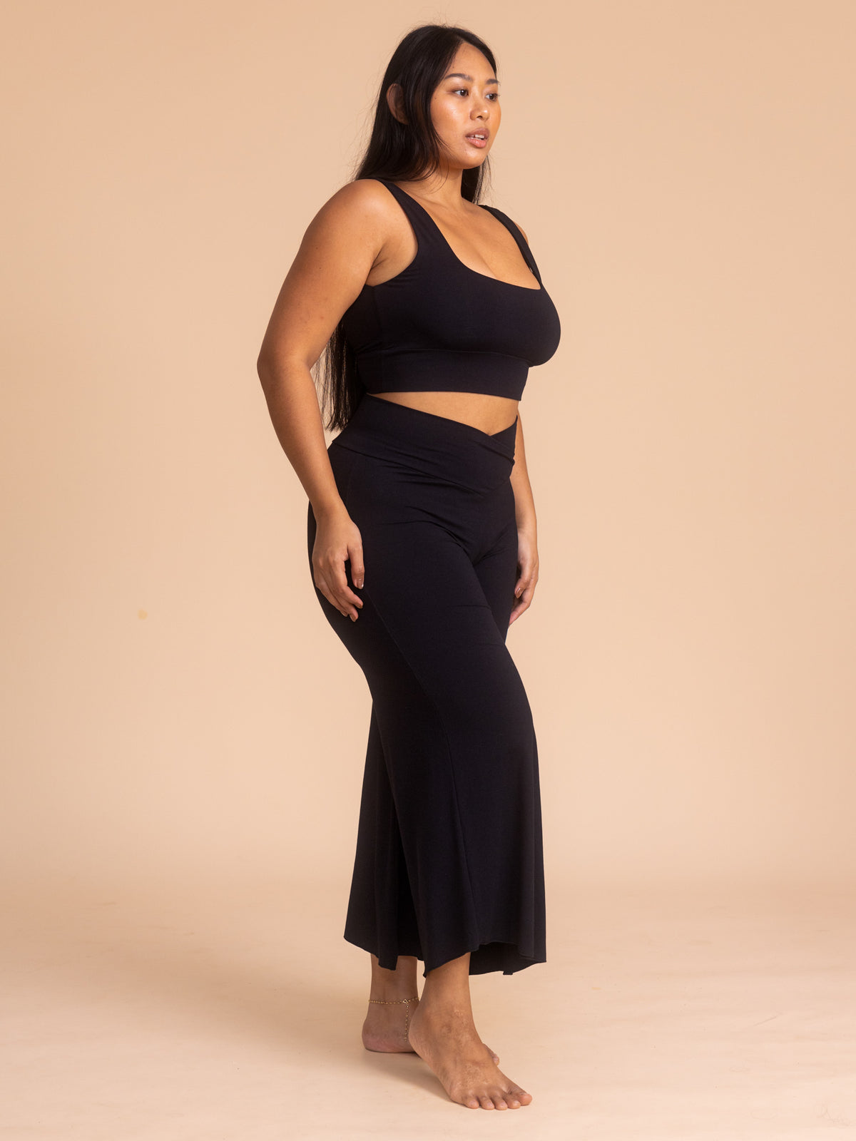 Alora Flare Pant - Black Onyx