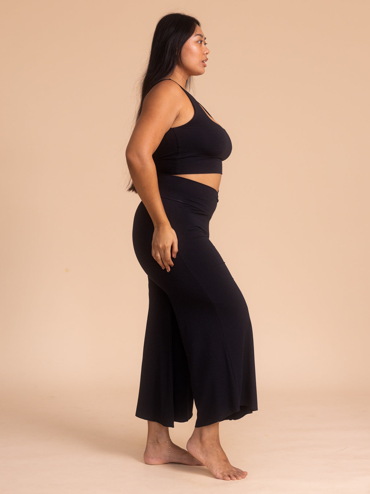 Alora Flare Pant - Black Onyx
