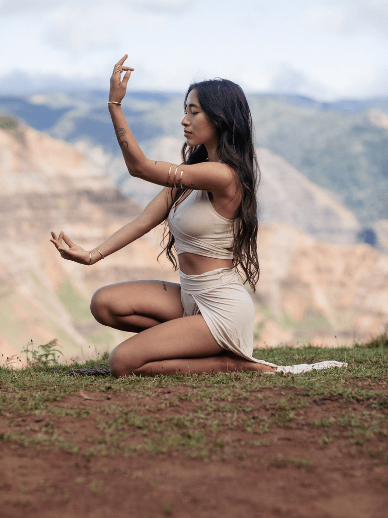 Cleopatra Slit Skirt - Sandy Pearl