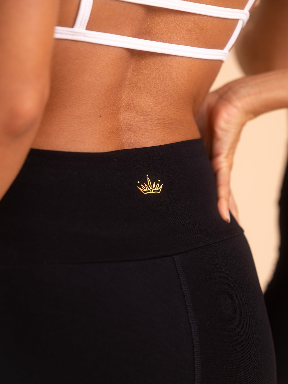 Ella Short - Black Onyx