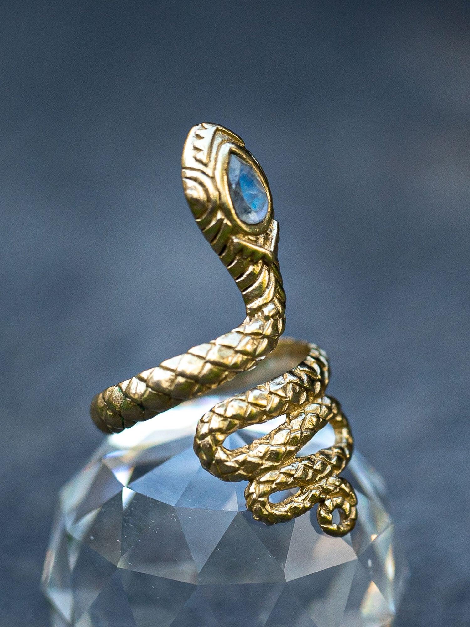 Serpent Ring - Sterling Silver / Moonstone / 3.5